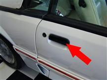 1979-93 Mustang RH Black Outer Door Handle w/ Rivets