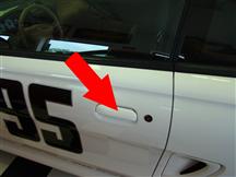 1994-98 Mustang LH Outer Door Handle