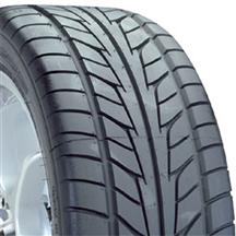 255/35/18 Nitto Nt 555